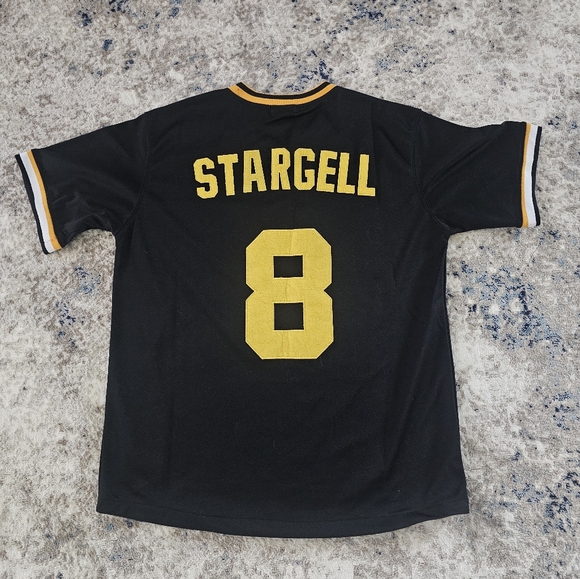 Mitchell and Ness 1982 Willie Stargell Pittsburgh Pirates jersey Size Large - Picture 2 of 4